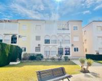 Sale - Maison mitoyenne - Torrevieja - Playa de los Naufragos