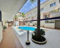 Sale - Maison mitoyenne - Torrevieja
