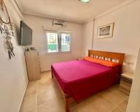 Sale - Maison mitoyenne - Torrevieja