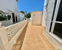 Sale - Maison mitoyenne - Torrevieja