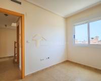 Sale - Radhus - Los Montesinos - Alicante