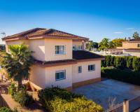 Sale - Villa - Elche