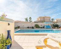 Sale - Вилла - Orihuela Costa - Playa Flamenca