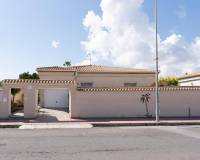 Sale - Villa - Orihuela Costa - Playa Flamenca