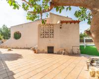 Sale - Вилла - Orihuela Costa - Punta Prima