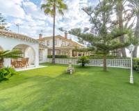 Sale - Вилла - Orihuela Costa - Punta Prima