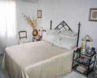 Schöne Wohnung in Playa Flamenca mit einem Gemeinschaftspool - Schlafzimmer