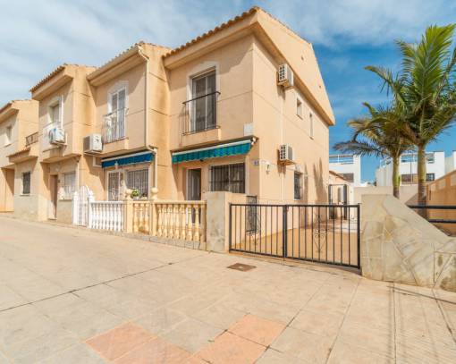 Sıralı evler - tekrar satış - Orihuela Costa - La Zenia