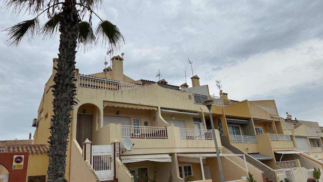 tekrar satış - Apartman dairesi - Torrevieja - La Entrada