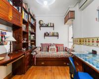 tekrar satış - Apartman dairesi - Torrevieja - Piscinas naturales