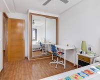 tekrar satış - Apartman dairesi - Torrevieja - Playa Acequion