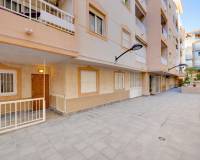 tekrar satış - Apartman dairesi - Torrevieja - Playa de los Naufragos