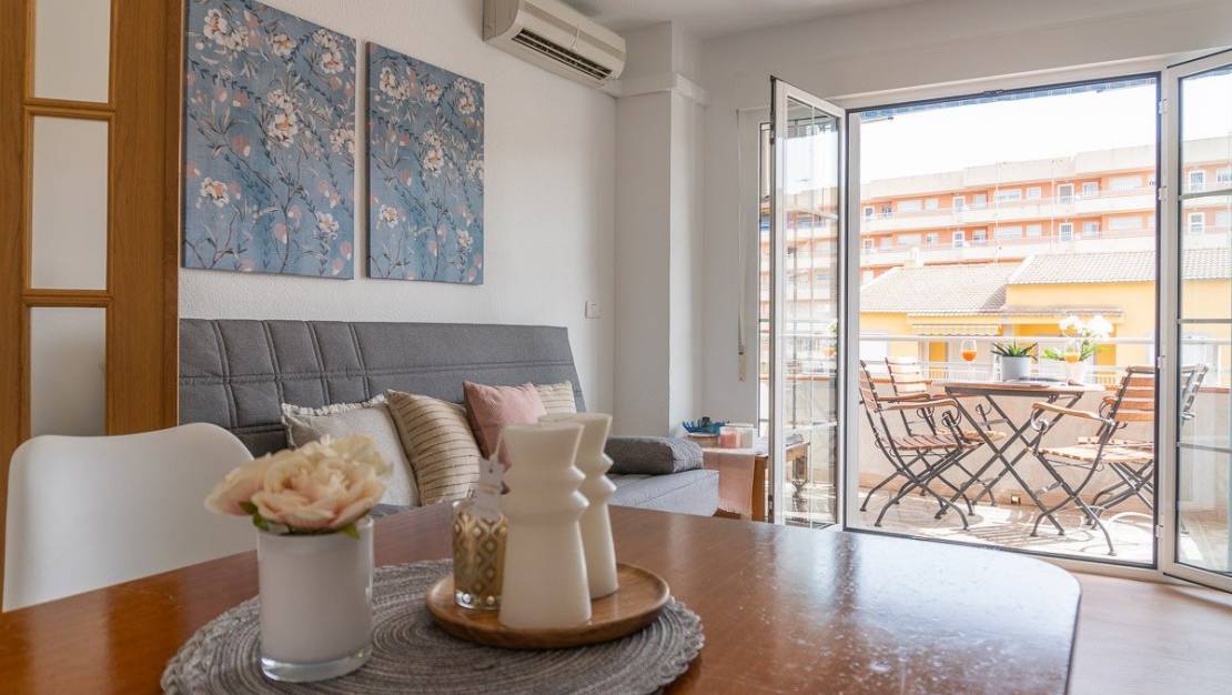 tekrar satış - Apartman dairesi - Torrevieja - Rocio del Mar