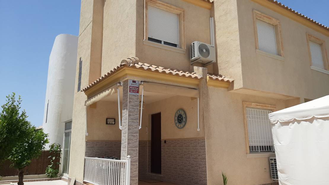 tekrar satış - Sıralı evler - Torrevieja - Nueva Torrevieja