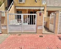 tekrar satış - Sıralı evler - Torrevieja