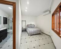 tekrar satış - Villa - Orihuela Costa - Campoamor