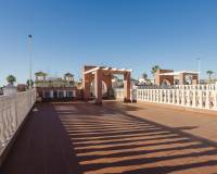 tekrar satış - Villa - Torrevieja - Aguas Nuevas