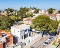 tekrar satış - Villa - Torrevieja - Los balcones
