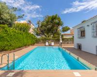 tekrar satış - Villa - Torrevieja - Rocio del Mar