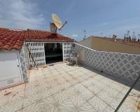 tekrar satış - Villa - Torrevieja - URB SAN LUIS
