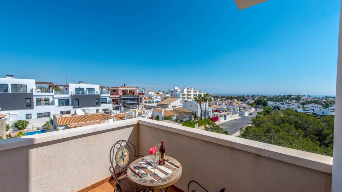 Terrace | Apartment for sale in Lomas de Campoamor