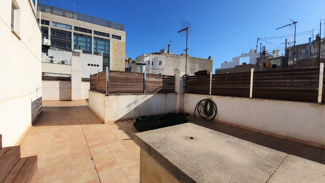 Uzun süre kiralama - Çatı katı - Alicante - Centro