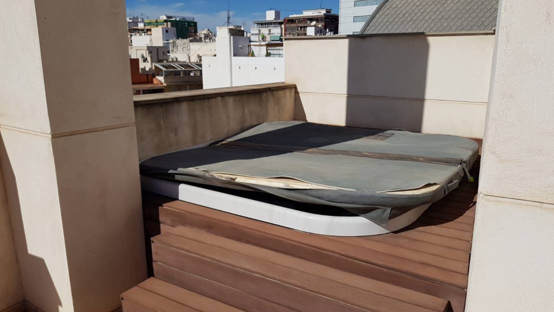 Uzun süre kiralama - Çatı katı - Alicante - Centro
