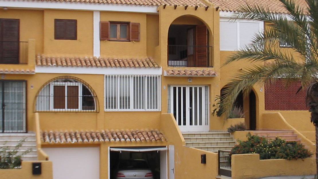 Uzun süre kiralama - Sıralı evler - Orihuela Costa - Cabo Roig