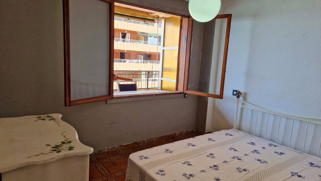 Videresalg - Apartment/Flat - Torrevieja - Acequion