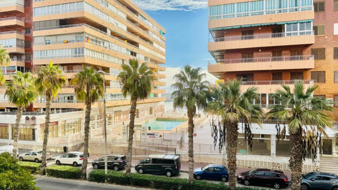 Videresalg - Apartment/Flat - Torrevieja - Playa del Acequion