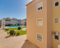 Videresalg - Rijtjeshuis - Torrevieja - Playa de los Naufragos
