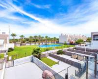 Videresalg - Rijtjeshuis - Torrevieja - Sector 25 (Aguas Nuevas)