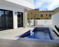 Videresalg - Villa - Los Montesinos - Alicante