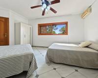 Videresalg - Villa - Orihuela Costa - Campoamor