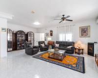 Videresalg - Villa - Orihuela Costa - La Zenia