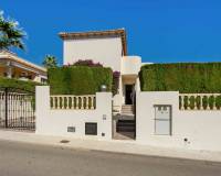 Videresalg - Villa - Orihuela Costa