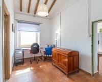 Videresalg - Villa - Torre - Pacheco - Roldán