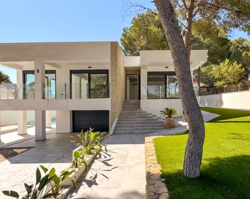 Villa - Alquiler a largo plazo - Torrevieja - RENT-1072L