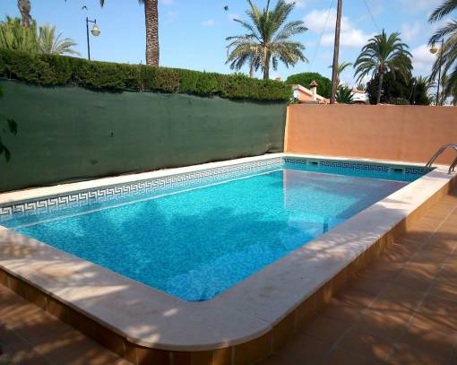 Villa - Lang tid utleie - Torrevieja - Calas blanca