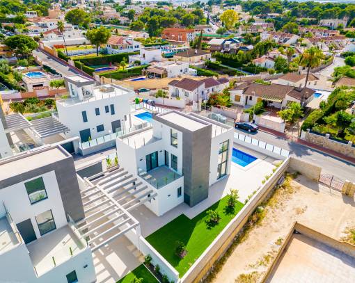 Villa - Neubau - Torrevieja - Los balcones