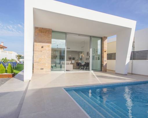 Villa - Nueva construcción  - Torrevieja - SE55-01