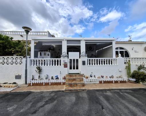 Villa - Resale - La Siesta - El Salado - Torreta - SE00-668c