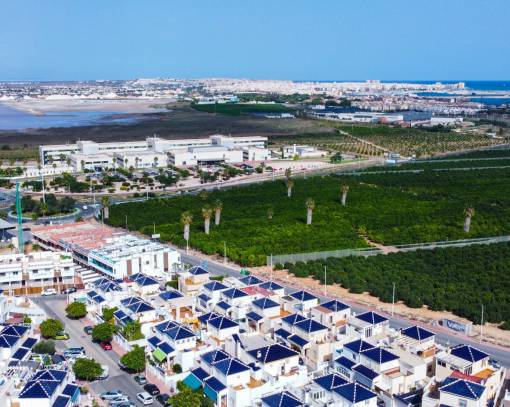 Villa - Resale - Torrevieja - Los balcones
