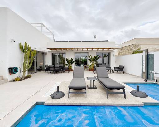 Villa - Reventa - Los Montesinos - SEB-61154