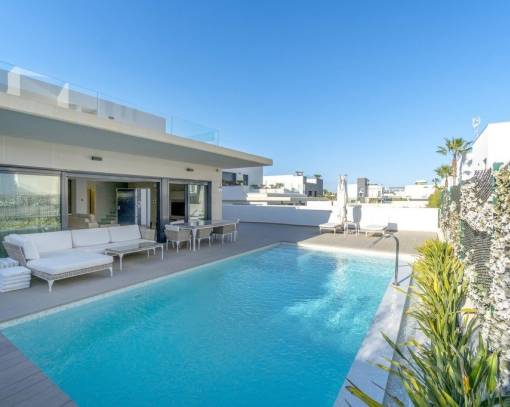 Villa - Reventa - Orihuela Costa - SEJ-32188