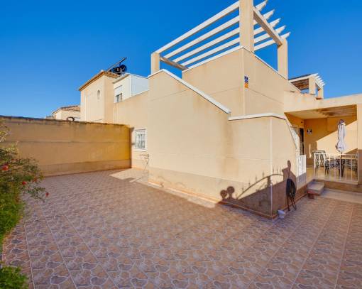 Villa - Reventa - Torrevieja - SES-16964