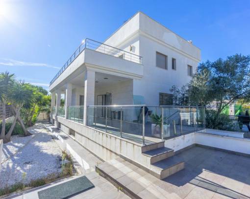 Villa - tekrar satış - Orihuela Costa - La Zenia