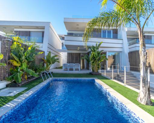 Villa - tekrar satış - Orihuela Costa - SE89-12