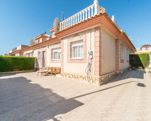 Villa - tekrar satış - Orihuela Costa - SEF-70291