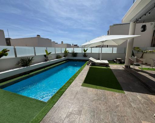 Villa - tekrar satış - Orihuela Costa - SES-14502
